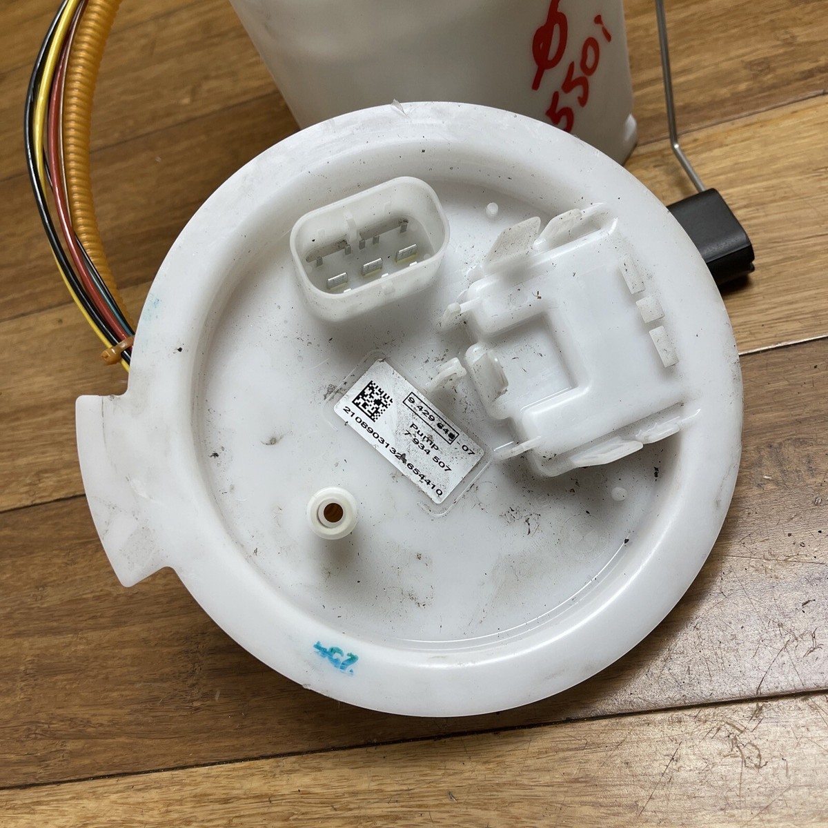 🚘2017-2019 BMW M550i G30 850I G15 FUEL PUMP Delivery unit 9429648  