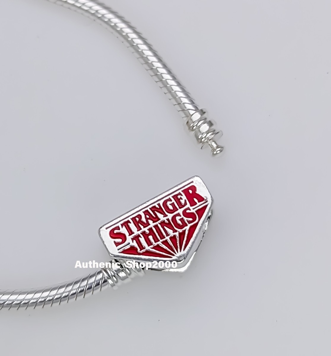 NEW 100% Authentic PANDORA x Stranger Things Clasp Charm Bracelet