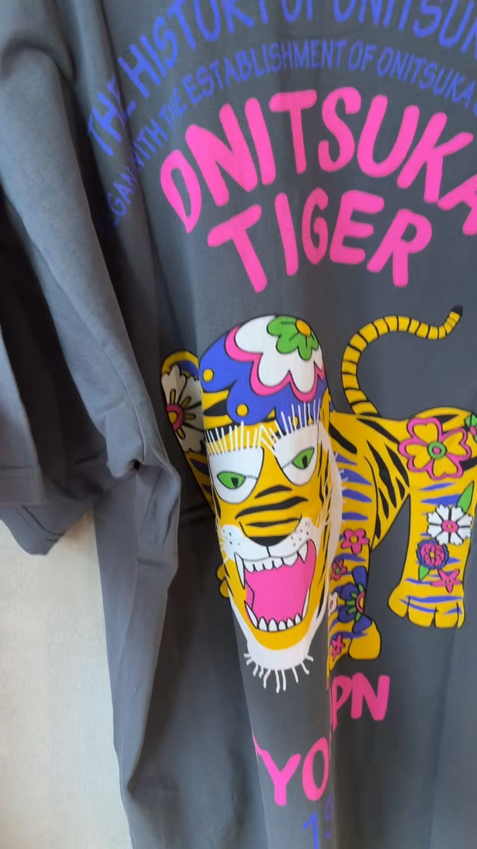 Onitsuka Tiger Oversized Graphic T-Shirt Unisex Lifestyle Tee Top