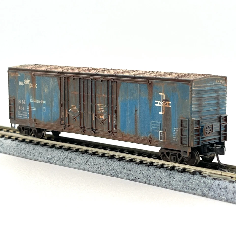 Atlas N Scale Boston Maine Evans 53ft Dbl Plug Boxcar BM 134 Custom Weathered - Image 2 of 4