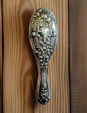 Victorian Repousse 1800s Sterling Silver Clothing Brush Monogram 26.14 Grams