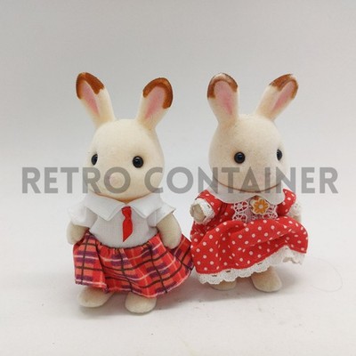 Vintage TOMY Epoch SYLVANIAN FAMILIES - Bunny Family Maple Town Calico Critters