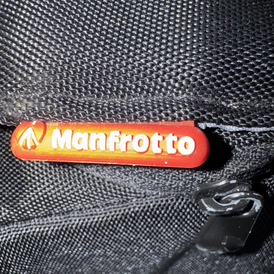 Manfrotto Stile Bella DSLR Camera Shoulder Bag MB SSB-6BB Black 10x7x5 - Image 3 of 4