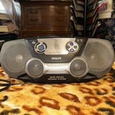 PHILIPS Boombox Radio/CD Player Sound Machine AZ1305 Bass Reflex - 30 presets