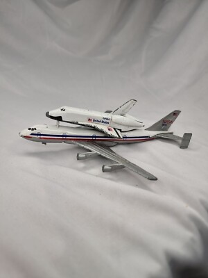 Columbia & NASA 905 747 Touchdown KSC Shuttle Landing Facility Flugzeug Playworn