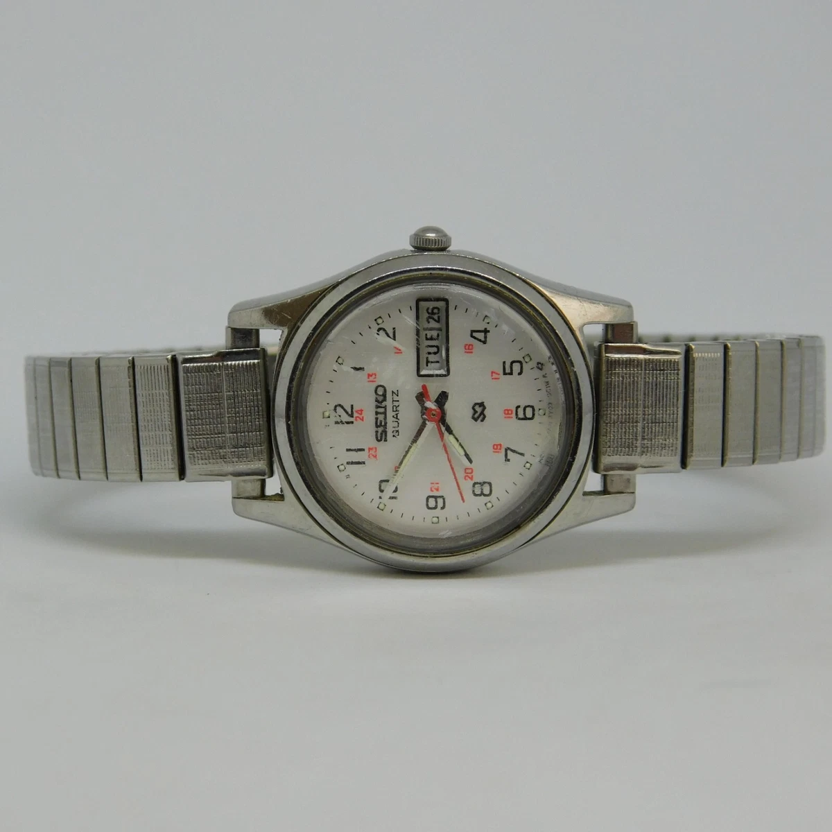 Seiko 3y03 clearance