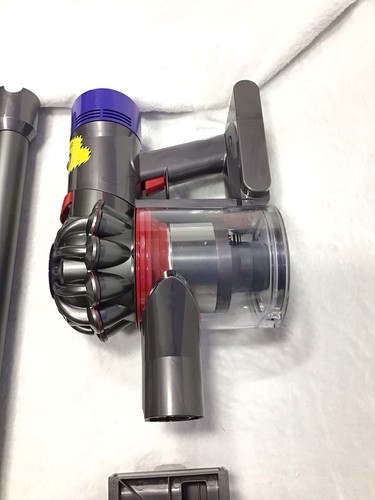 Dyson V7 Animal Cordless Vacuum Cleaner - Picture 5 of 5