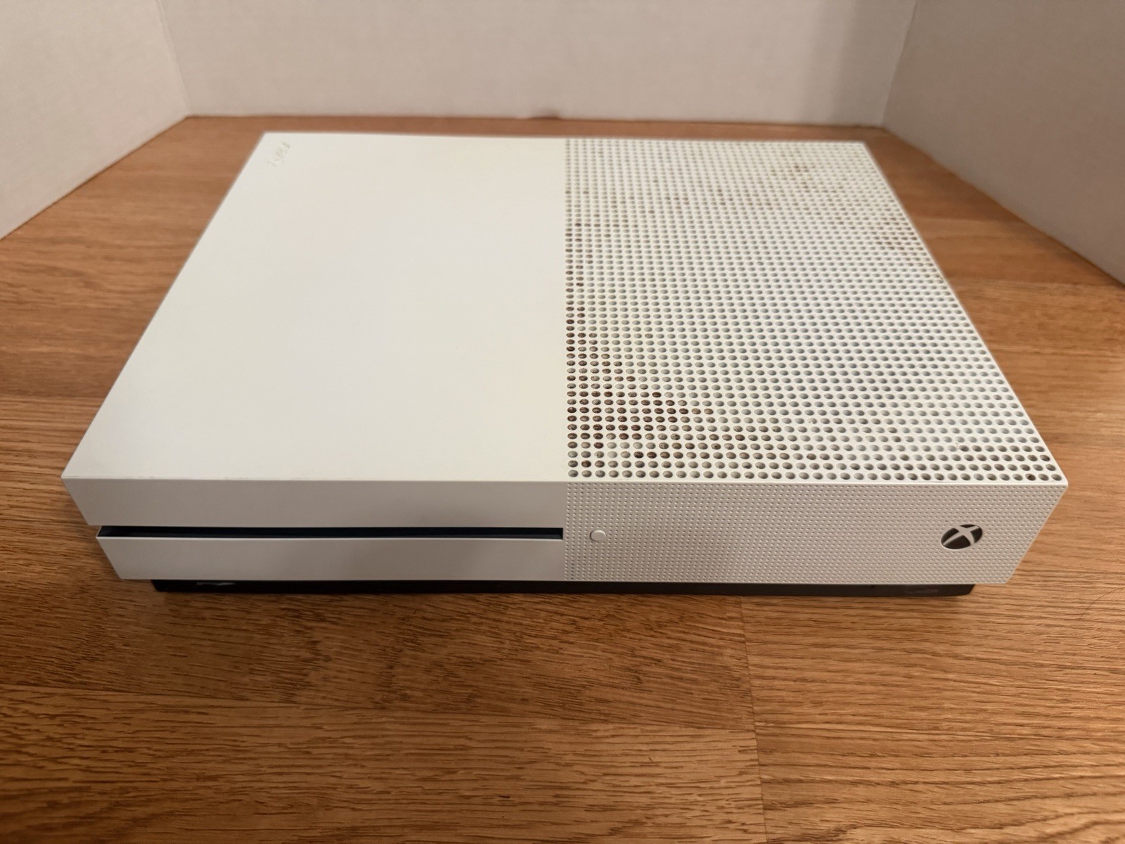 Read Descriptions Microsoft Xbox One S 1TB White Console