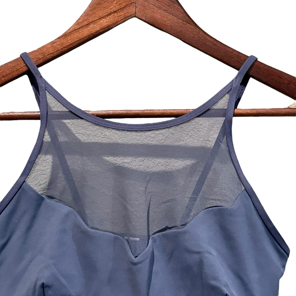 Sujetador deportivo Lululemon Adore Your Core para mujer malla vieira sombra azul talla 6 Foto 2 de 4