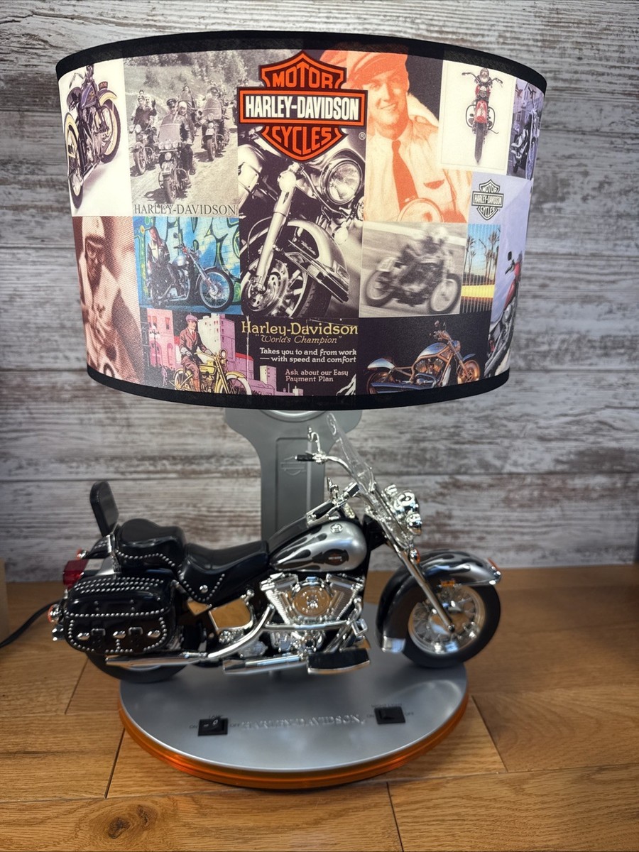 NEW Harley-Davidson Heritage Softail Motorcycle Lamp With Lights