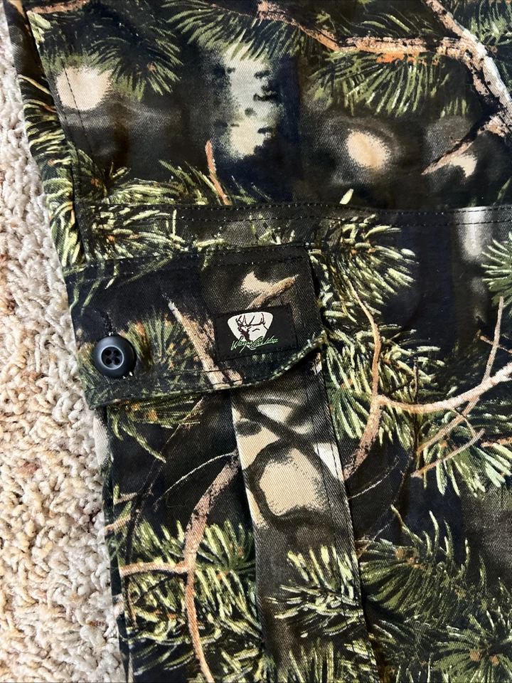 Dickies 46x32 men’s Camo Cargo Pants - Wayne Carlton Real Tree - Image 2 of 4