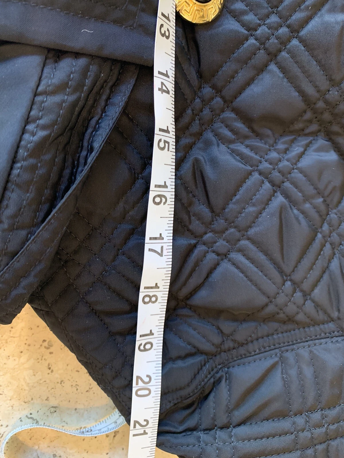 Versace cappotto nero trapuntato con cappuccio (L)