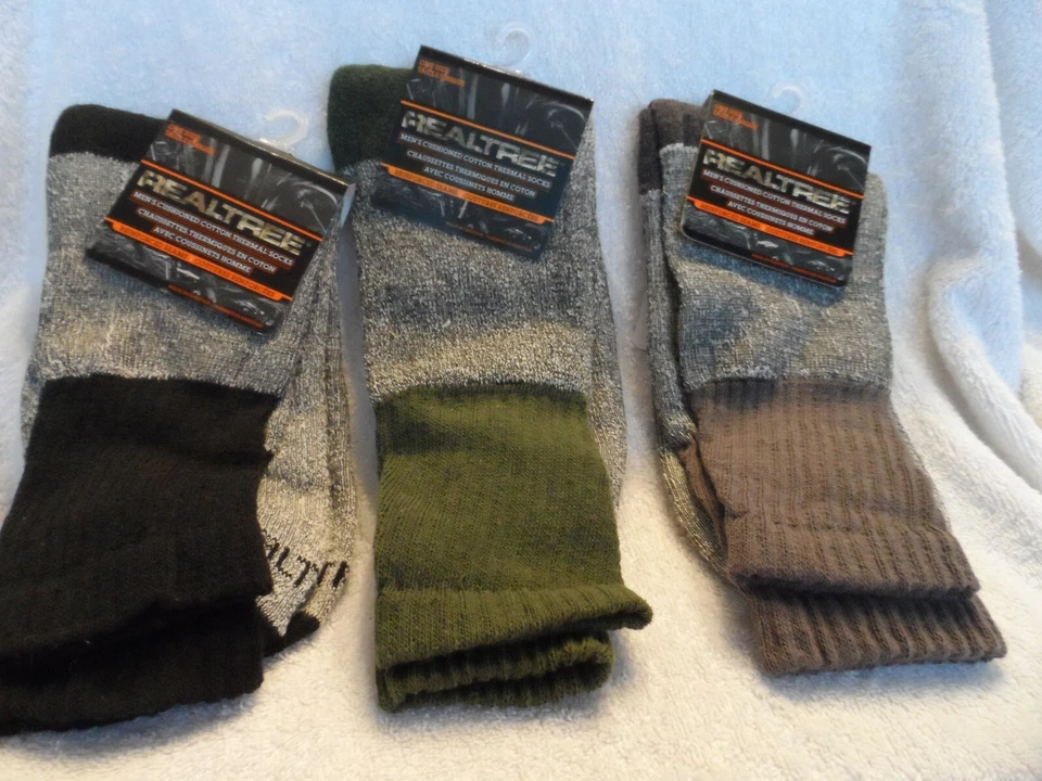 3 pair of Men's Cushioned Cotton Thermal socks by Realtree - Image 2 of 4