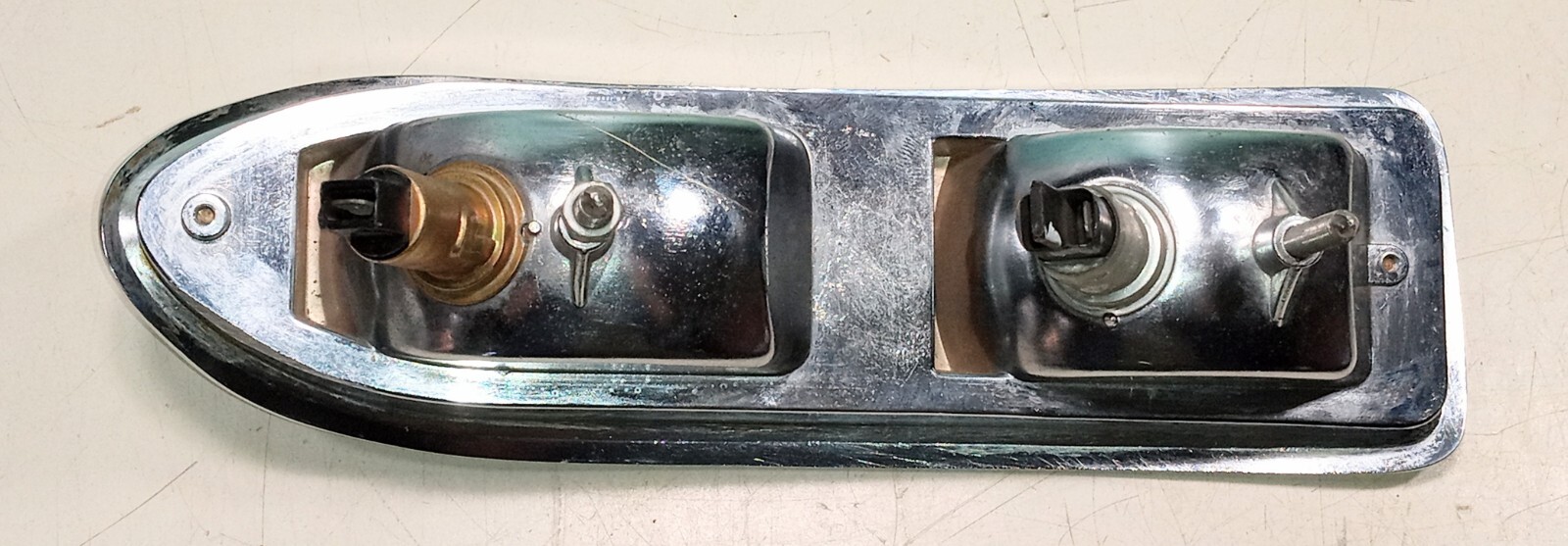 Ferrari 275 GTS Rear Tail Light Assembly_242-82-352-12_Altissimo_330_365_RH_NEW