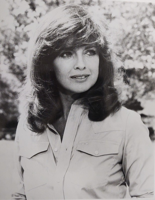 LINDA GRAY 8x10 BW PHOTO SUE ELLEN EWING DALLAS NEW