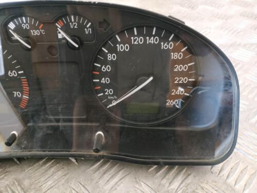 VW Passat B5 3B2 Tacho 3B0919860AX 1.8 Benzin 85kw 1999 LHD - Bild 4 von 7