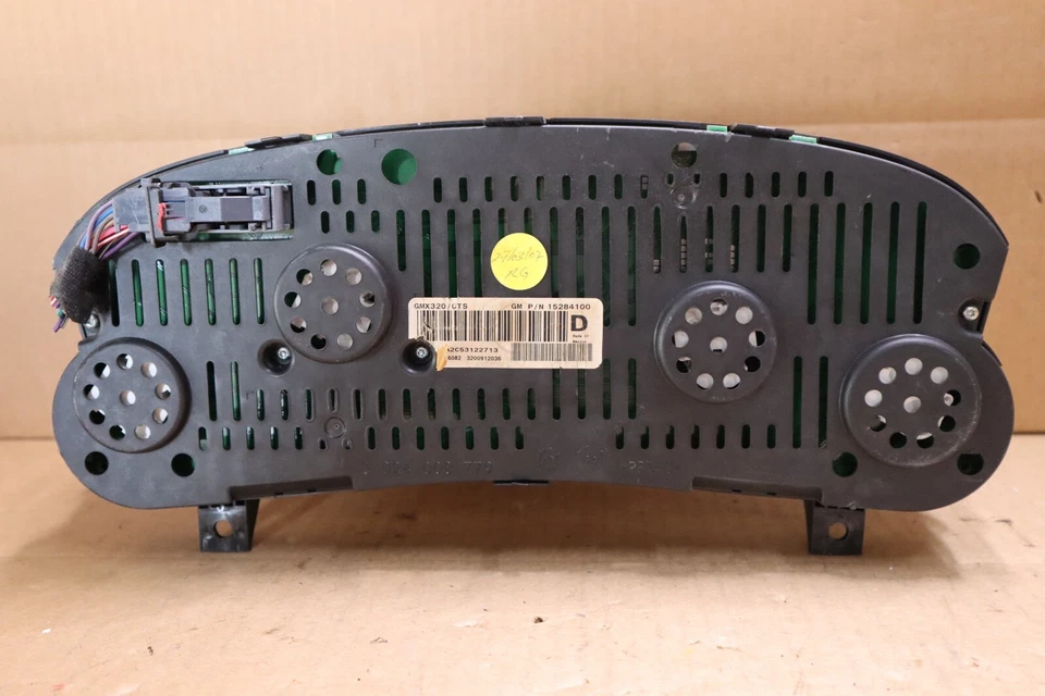 Cadillac SRX 2006 2007 velocímetro medidor de instrumento 15284100 millas 104.829 OEM Foto 3 de 4