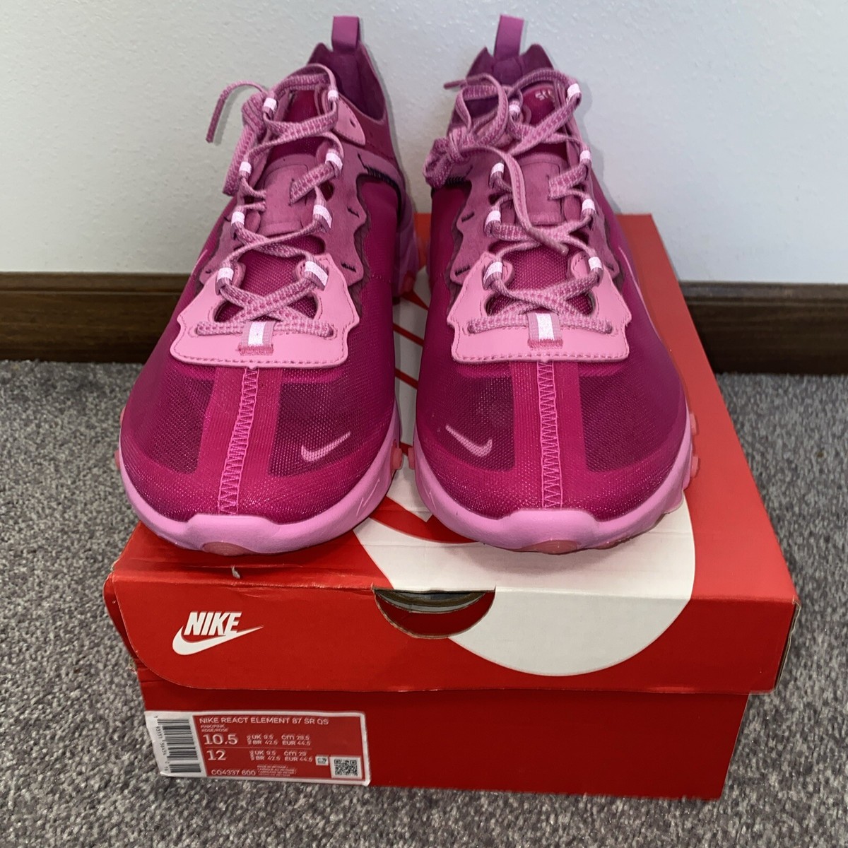Nike React Element 87 x Sneakerroom Breast Cancer Awareness CQ4337