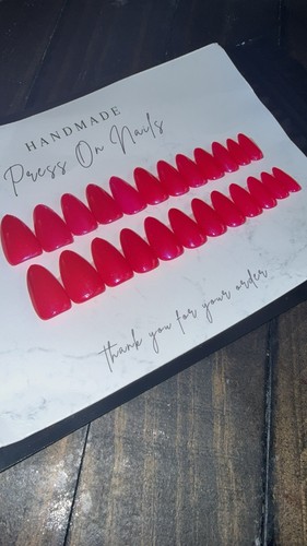 Handmade Luxury Press-on-nails Full Set (24) Nails Glossy Hot Pink Almond Shape - Picture 4 of 4
