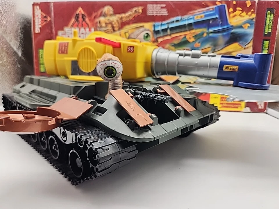 Actionfiguren Small Soldiers Kenner 1998 Buzz Saw Tank mit Ocula in OVP - Bild 2 von 4