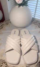 Very comfortable sandals, they are not heavy.