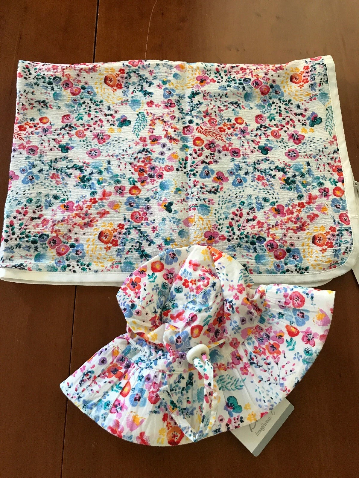 Carriage Boutiques NWT 100% Cotton Floral Sun Hat & Blanket - 6 Months