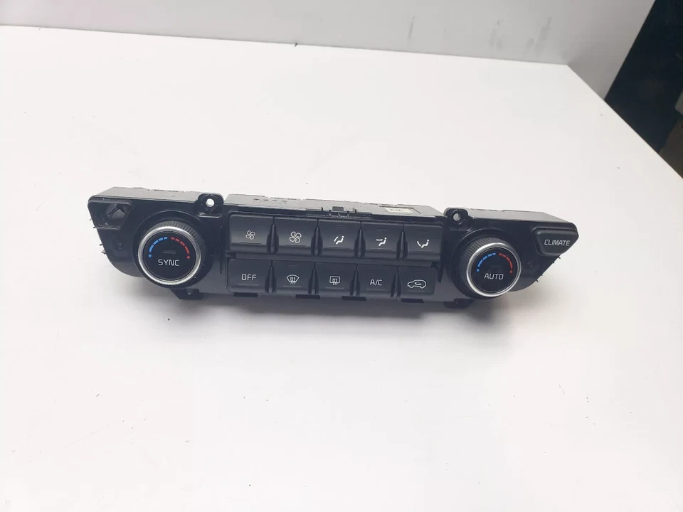 KIA SPORTAGE MK4 A/C HEATER CLIMATE CONTROL PANEL SWITCH 2018 97250-F1701 - Image 2 of 4