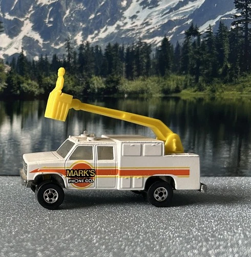 1983 *MINT Hot Wheels Phone Truck Mark's Phone Co. Vintage Die Cast Utility City