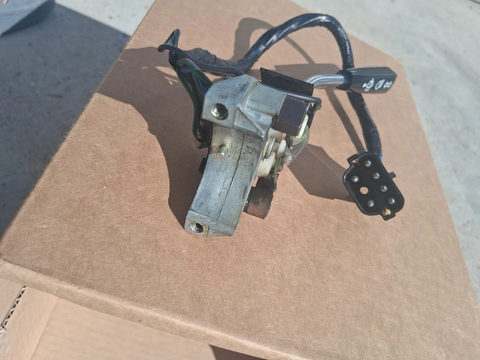 Interruptor limpiaparabrisas señal de giro Bentley Silver Spirit 1989 fijo fabricante de equipos originales Lucas Rolls Royce 1989 Foto 3 de 4