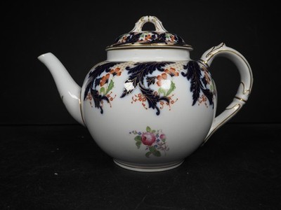 Fast antike Teekanne Royal Worcester von 1934