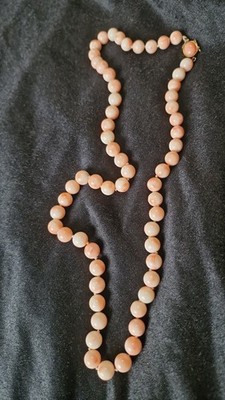 Engelshaut Korallen Kette 60 cm gebraucht