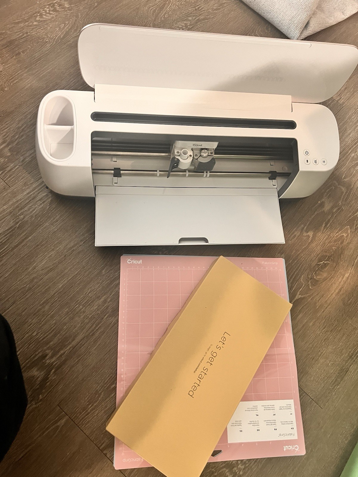 Cricut Maker Die Cutting Machine - 2003925