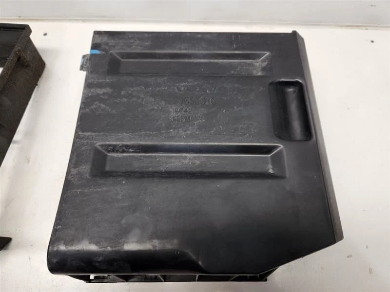 Volvo C30 2007-10 (2,5 L/AT/turbo) filtro de aire caja y manguera Foto 3 de 4