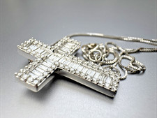 Iliana 18ct White Gold & 1.00 cts Baguette Cut Diamond Cross Necklace 18"