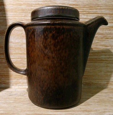 Vintage datiert 2-73 Arabia Finland Ruska Kaffeekanne Lula Procope 19 cm hoch