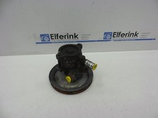 Pompe direction assistée Volvo 245