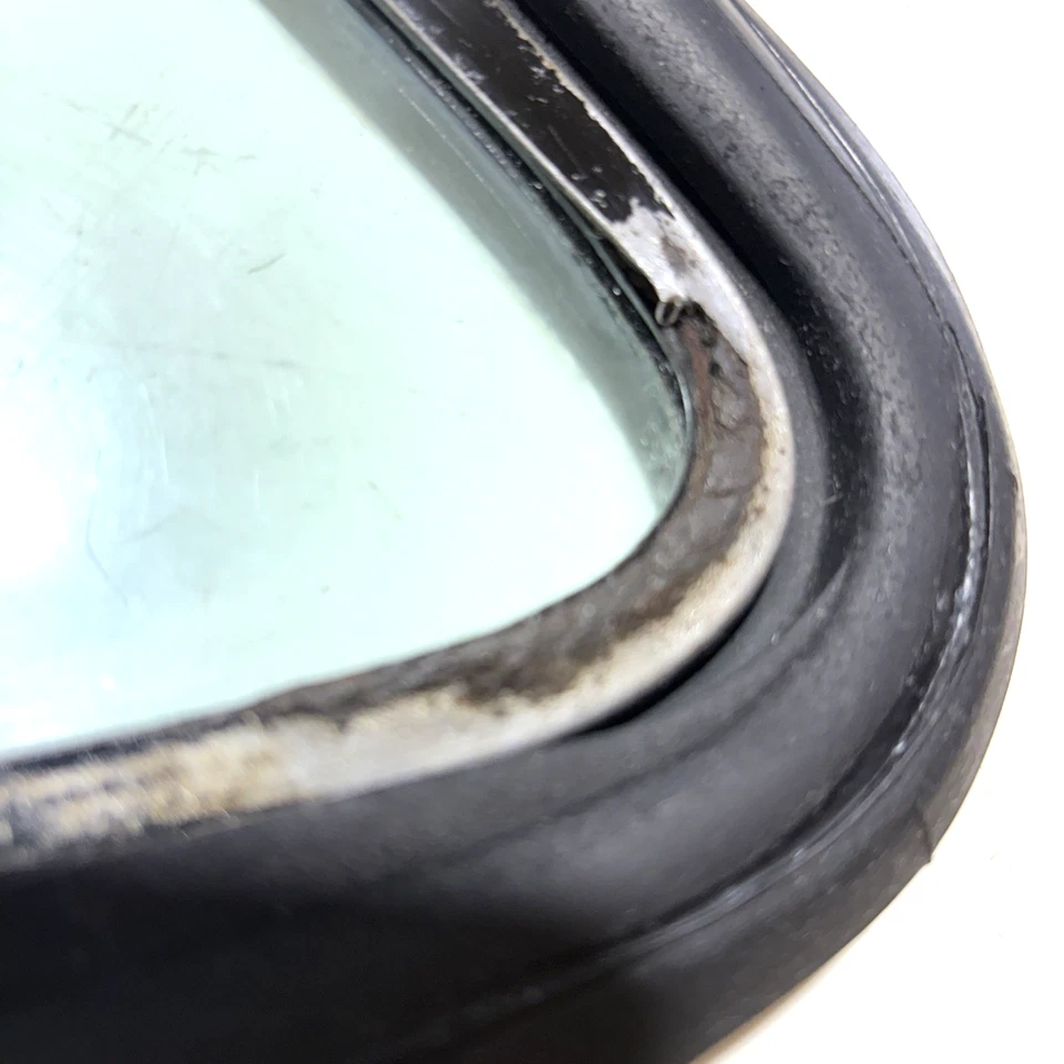 Chevrolet C/K 1982-1991 ventilación cristal (lado del conductor LH) ventana ala (C10-K30) Foto 4 de 4