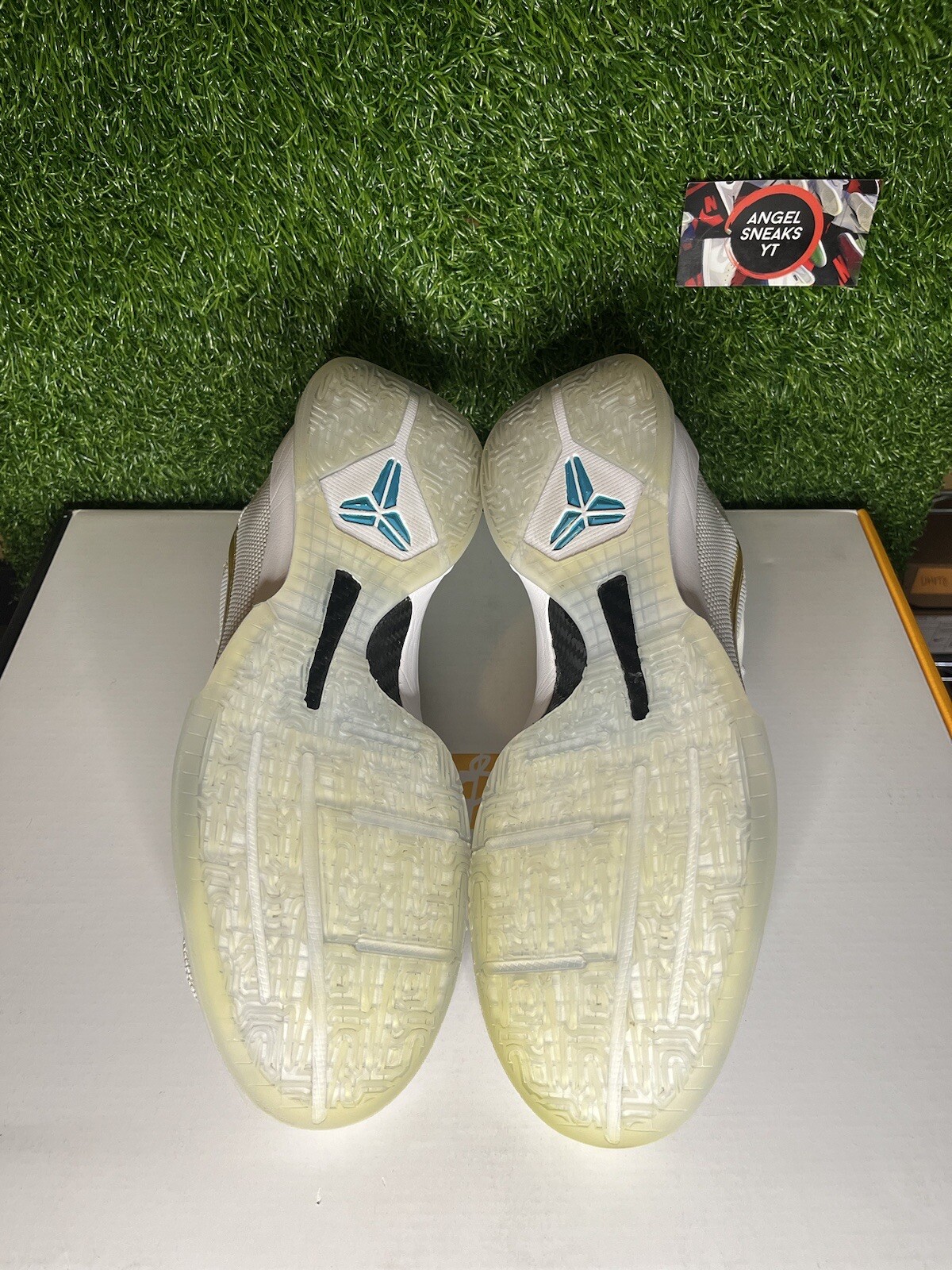 undefeated kobe 5 pack