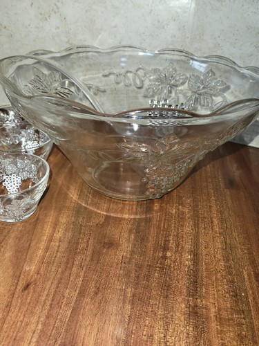 Anchor Hocking Vintage Punch Set Grape Vine Vineyard Tuscany 11 Cups Fruit Bowl - Picture 8 of 10