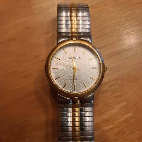 Gruen Men's Silver And Gold Tone Stretchy Band Wrist Watch NOT WORKING/ FOR... - Picture 1 of 3