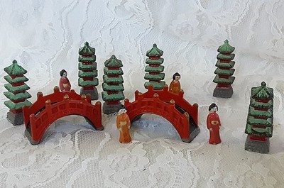 VTG 12 Piece Miniature Japanese Village 2 Arch Bridges 6 Pagoda Towers 4  Girls
