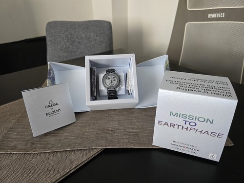 Omega SWATCH MISSION TO EARTHPHASE - Picture 1 of 4