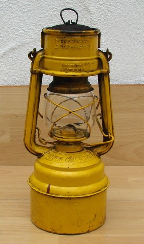 Feuerhand 276 Baby Special Petroleumlampe - Sturmkappe mit großem Tank