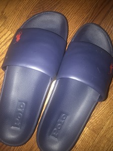 ralph lauren navy blue flip flops