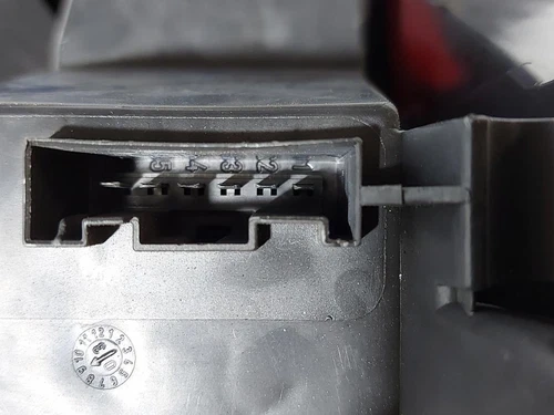6910767 Piloto Trasero Izquierdo para BMW SERIE 5 BERLINA (E60) 530i 113833 - Imagen 4 de 6