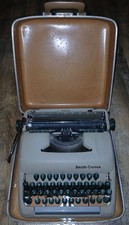 Vintage 1957 Portable Smith Corona Typewrite with Case, Used thumbnail