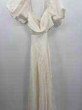 ASTR White Size Medium Maxi Short Sleeve Dress