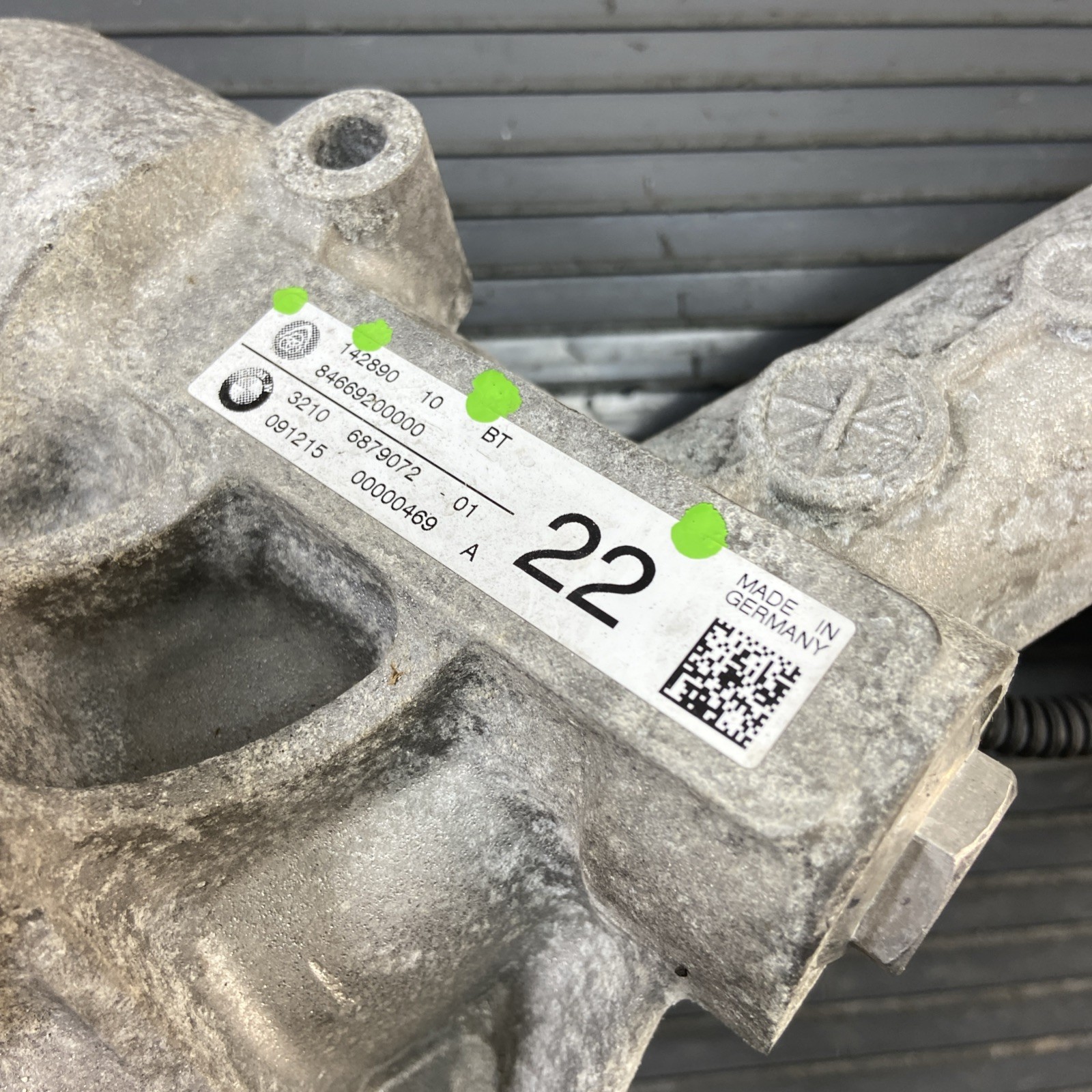 2014-2020 BMW i8 I12 Electric Steering Gear Rack & Pinion 76K Miles OEM *NOTE*
