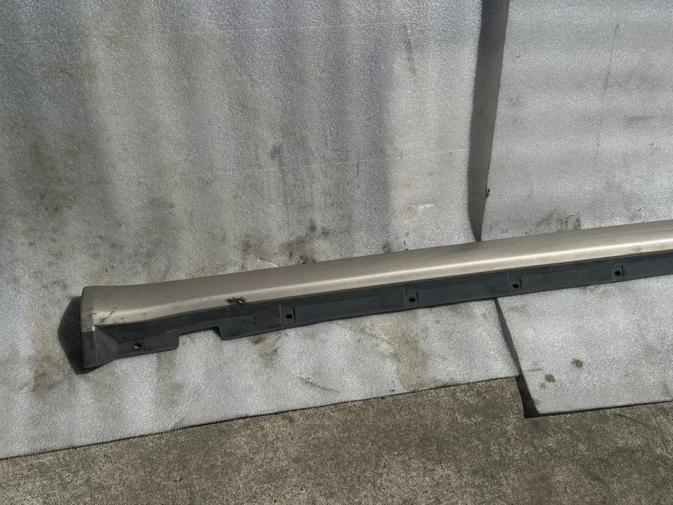 2000 2001 2002 2003 2004 TOYOTA AVALON LEFT DRIVER ROCKER PANEL MOLDING SAND 4Q2 Foto 2 de 4