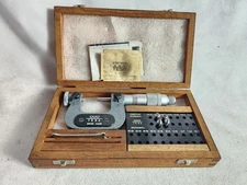 TESA 0-1" NO. 210-1 THREAD PITCH MICROMETER Brown And Sharpe 2 Anvil Pairs